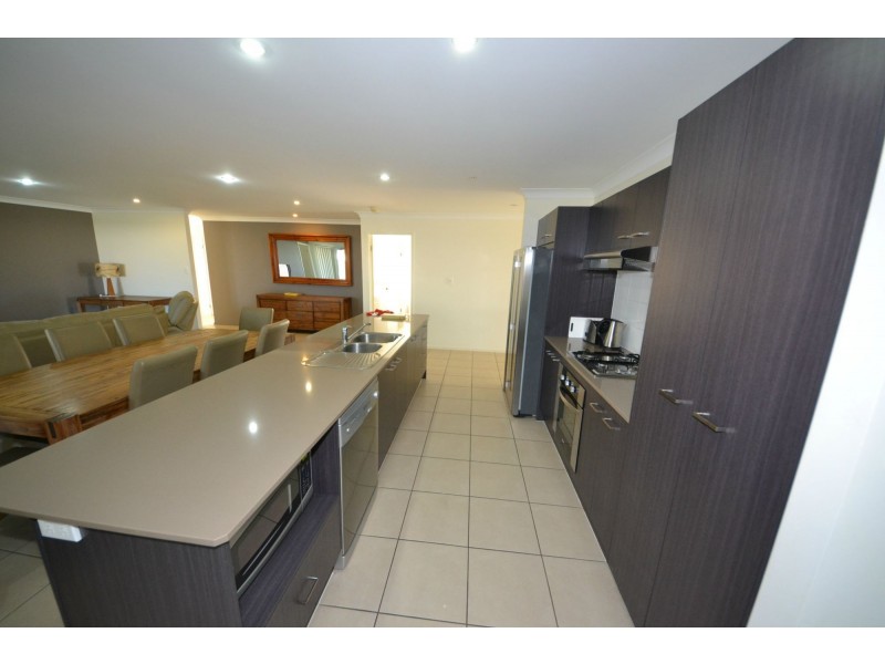 23 Tawarra Crescent, Gracemere QLD 4702