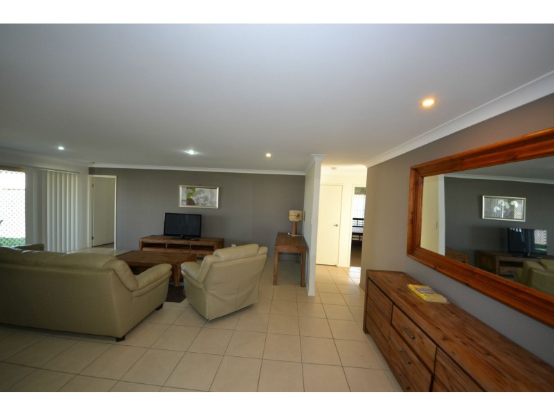 23 Tawarra Crescent, Gracemere QLD 4702