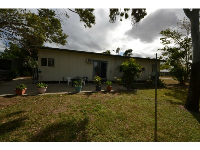 60 Moonmera Street, Kabra QLD 4702