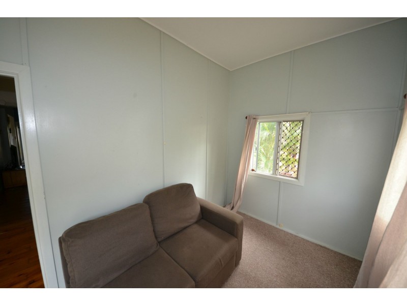 60 Moonmera Street, Kabra QLD 4702