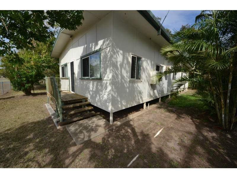 60 Moonmera Street, Kabra QLD 4702