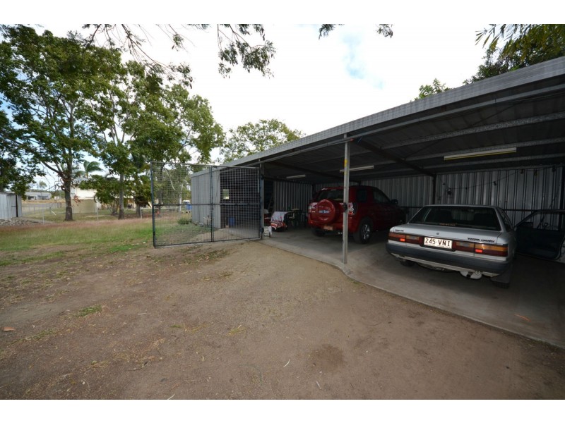 60 Moonmera Street, Kabra QLD 4702