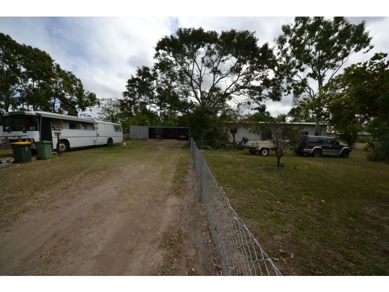 60 Moonmera Street, Kabra QLD 4702