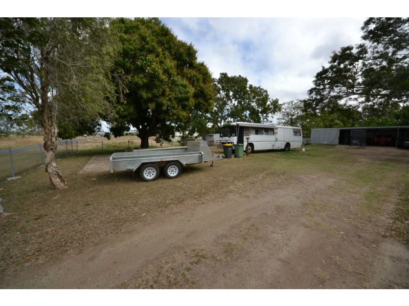 60 Moonmera Street, Kabra QLD 4702