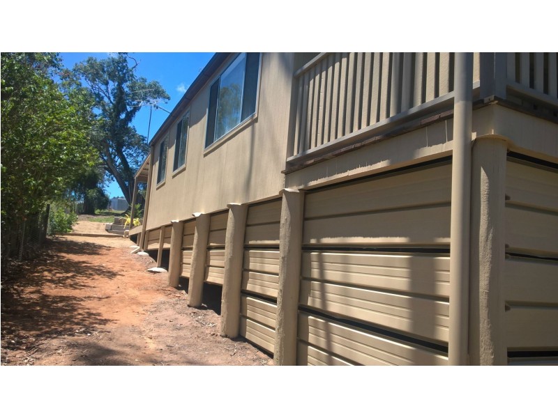 10 Clarence Street, Mount Morgan QLD 4714