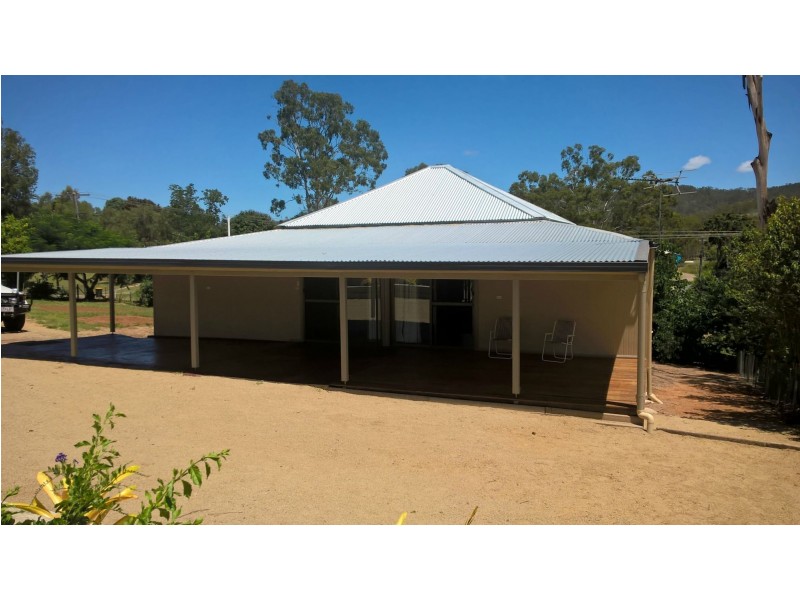 10 Clarence Street, Mount Morgan QLD 4714