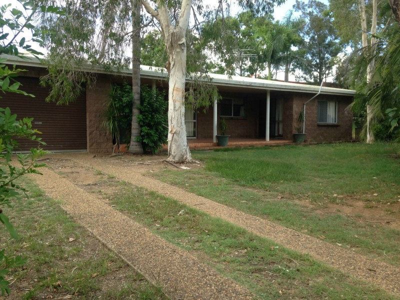 8 Sydney King Close, Gracemere QLD 4702