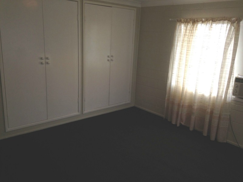 8 Sydney King Close, Gracemere QLD 4702