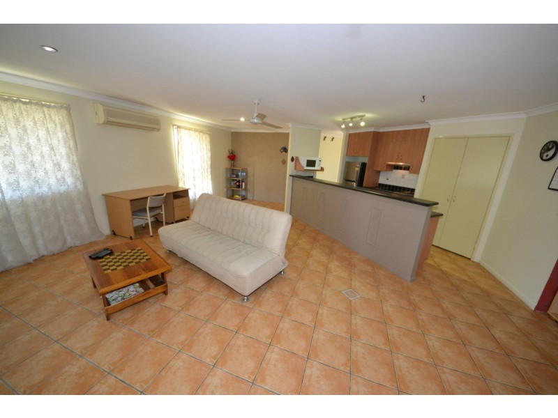 11 Anna Street, Gracemere QLD 4702