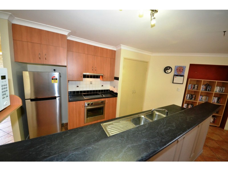11 Anna Street, Gracemere QLD 4702
