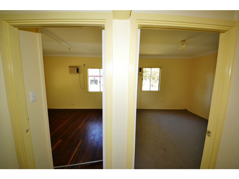 31 Hinchliffe Avenue, Bouldercombe QLD 4702