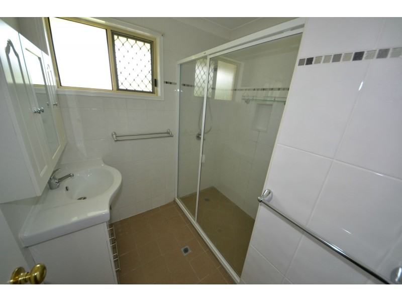 5 Donovan Crescent, Gracemere QLD 4702