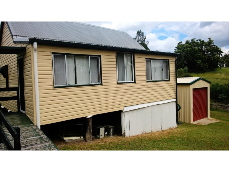 4 Boundary Street, Mount Morgan QLD 4714