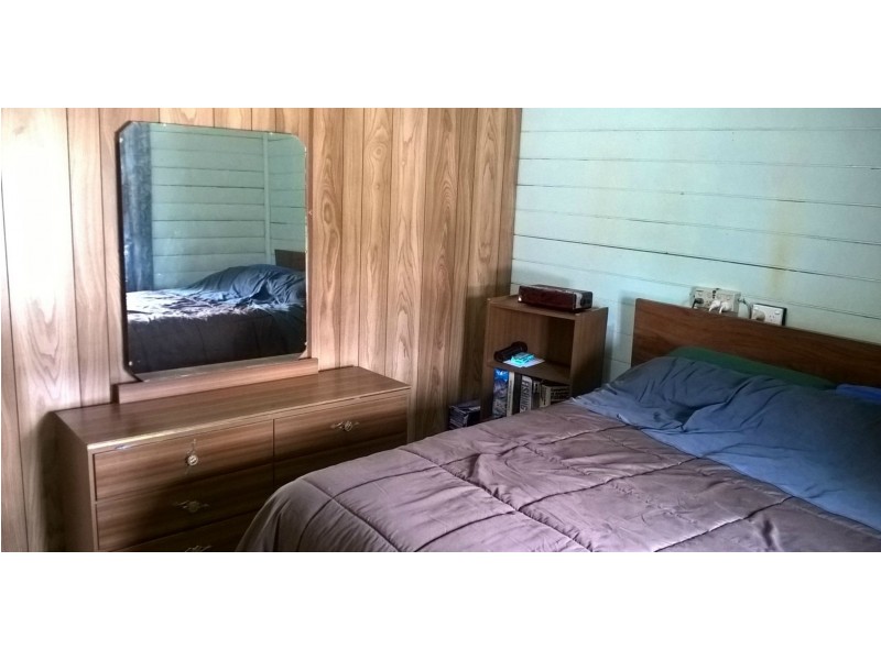 4 Boundary Street, Mount Morgan QLD 4714