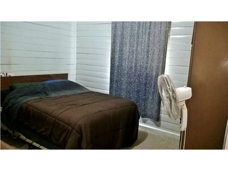 4 Boundary Street, Mount Morgan QLD 4714