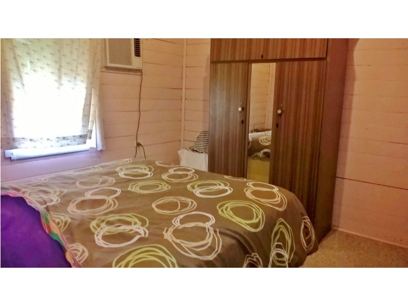 4 Boundary Street, Mount Morgan QLD 4714