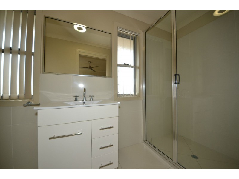 37 Lillypilly Avenue, Gracemere QLD 4702