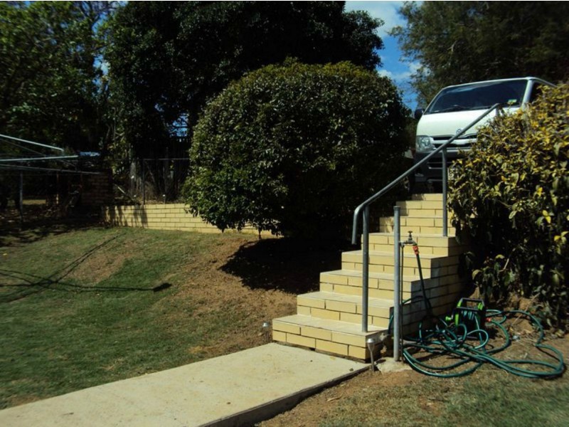 21 James Street, Mount Morgan QLD 4714