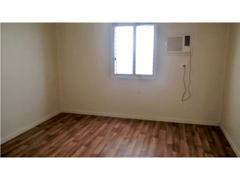 27 Crown Street, Mount Morgan QLD 4714