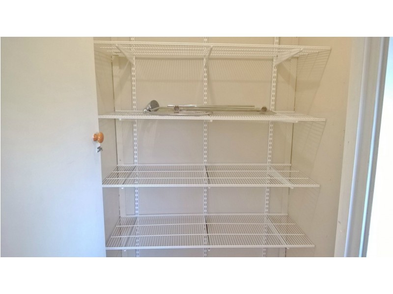 27 Crown Street, Mount Morgan QLD 4714