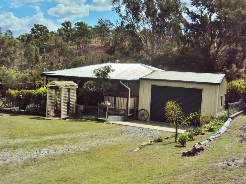 2 Possum Street St, Mount Morgan QLD 4714