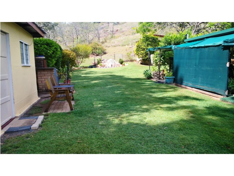 2 Possum Street St, Mount Morgan QLD 4714