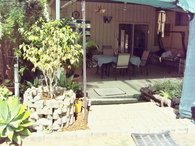 2 Possum Street St, Mount Morgan QLD 4714