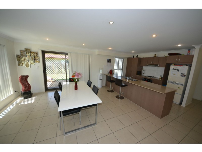 9 Chatterton Boulevard, Gracemere QLD 4702