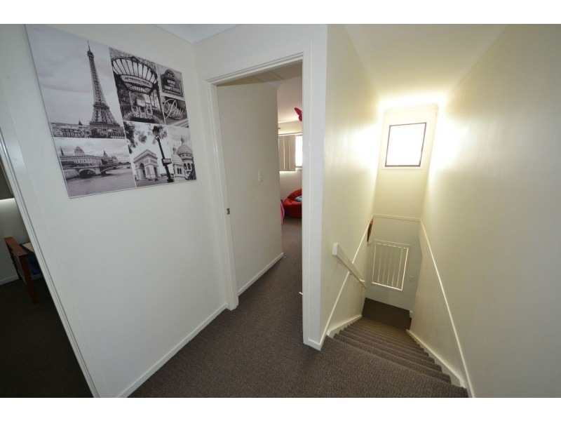 9 Chatterton Boulevard, Gracemere QLD 4702