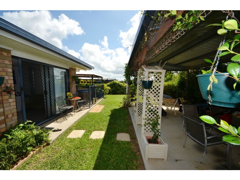 17 Seonaid Place, Gracemere QLD 4702
