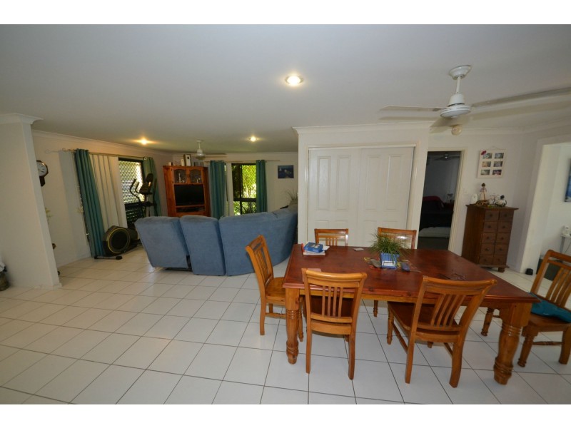 17 Seonaid Place, Gracemere QLD 4702