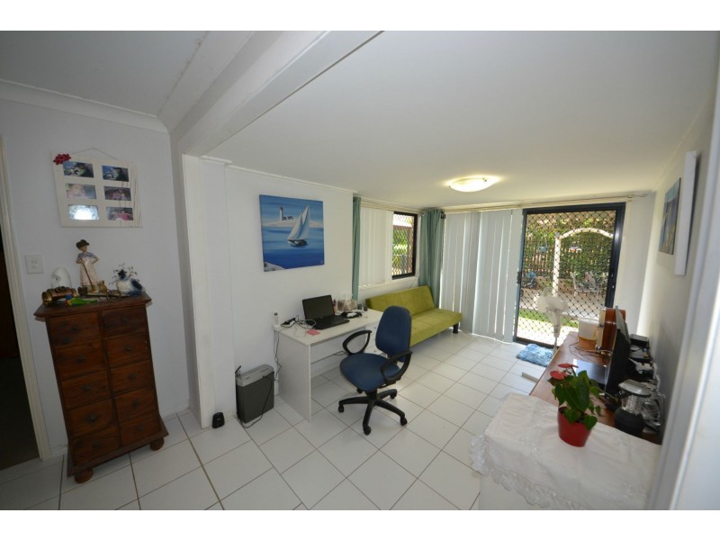 17 Seonaid Place, Gracemere QLD 4702