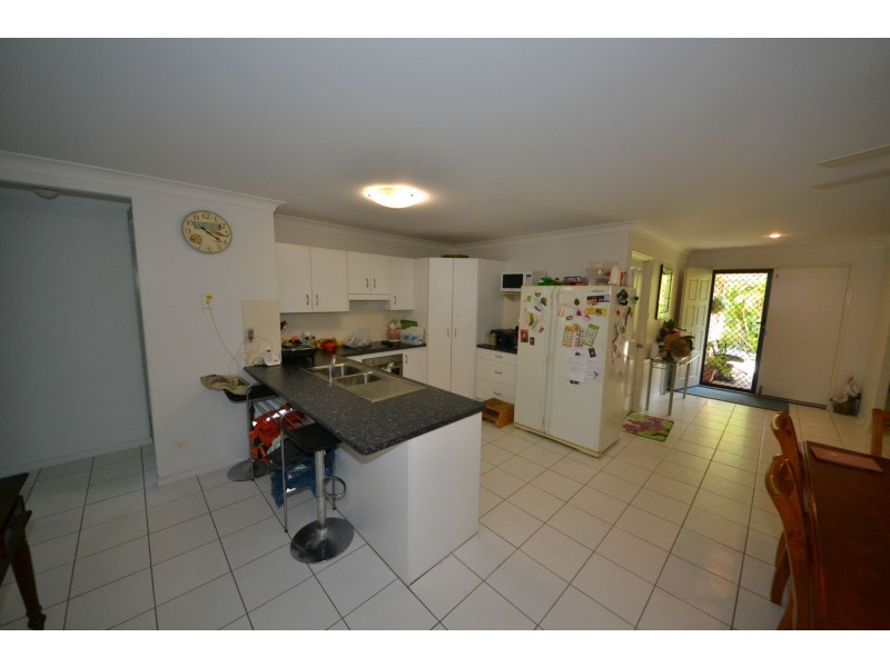 17 Seonaid Place, Gracemere QLD 4702