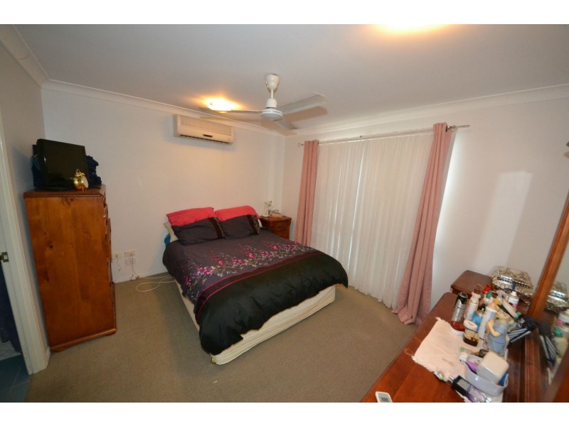 17 Seonaid Place, Gracemere QLD 4702