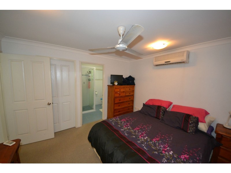 17 Seonaid Place, Gracemere QLD 4702