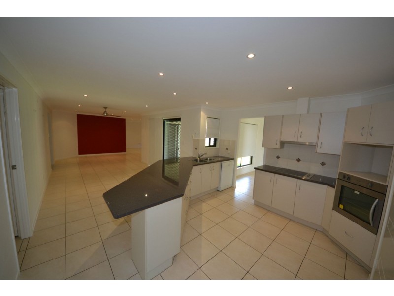 14 Boatwright Avenue, Gracemere QLD 4702