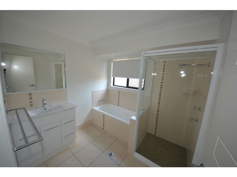 14 Boatwright Avenue, Gracemere QLD 4702