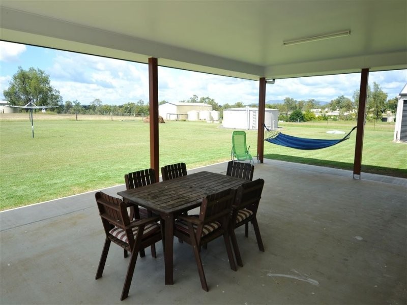 11 Huff Street, Gracemere QLD 4702