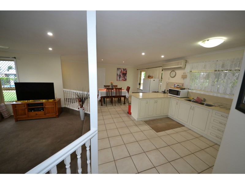 7 Gleeson Close, Gracemere QLD 4702