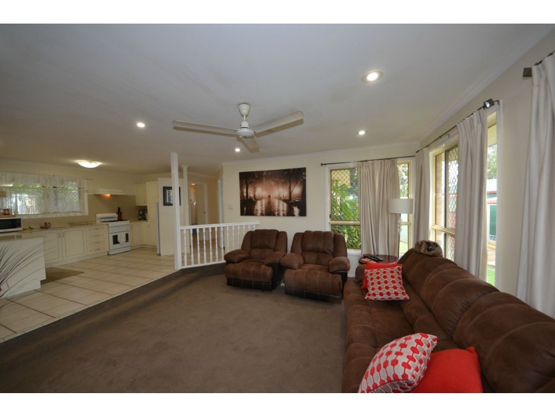 7 Gleeson Close, Gracemere QLD 4702