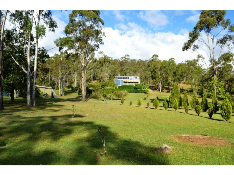 537 Struck Oil Road, Struck Oil QLD 4714