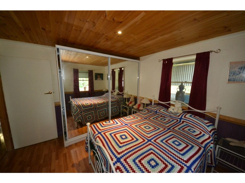 537 Struck Oil Road, Struck Oil QLD 4714