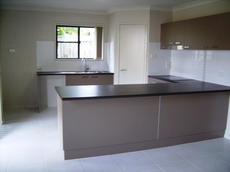 2/181 Lucas Street, Gracemere QLD 4702
