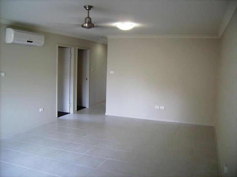 2/181 Lucas Street, Gracemere QLD 4702