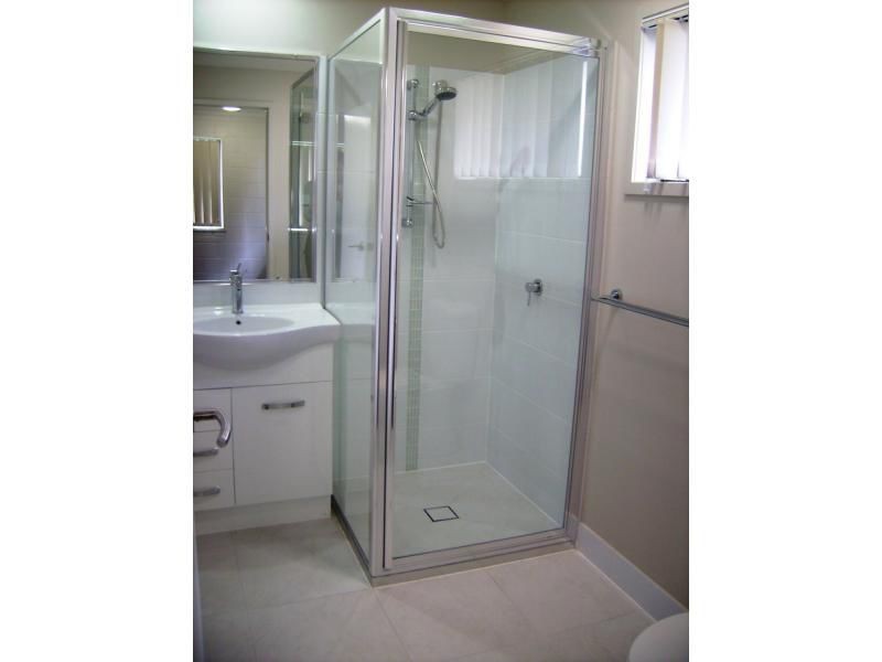 2/181 Lucas Street, Gracemere QLD 4702