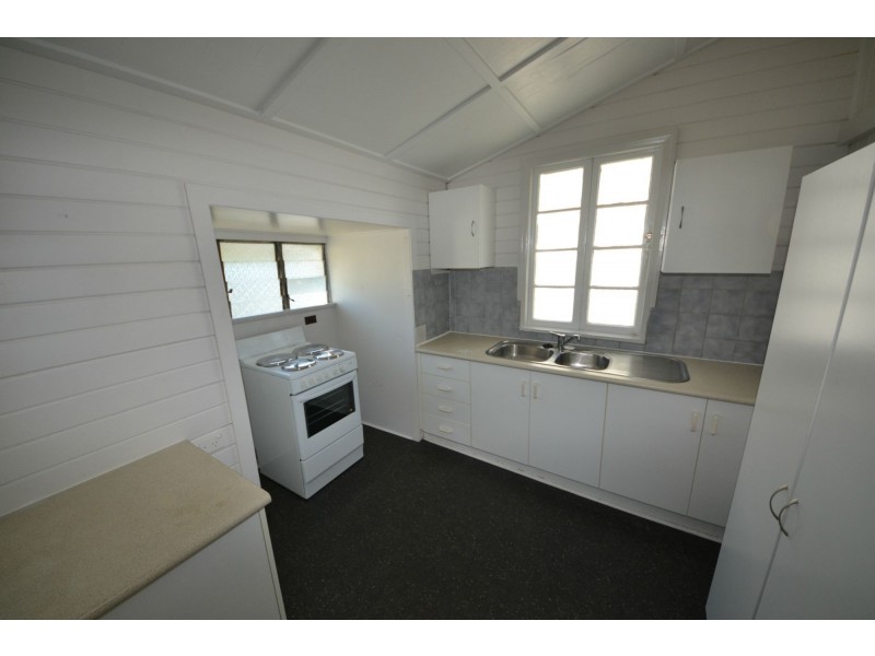 16 Sedborough Street, Allenstown QLD 4700