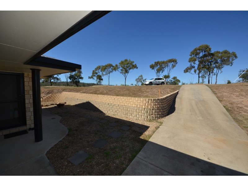 13 Coles Avenue, Mount Morgan QLD 4714