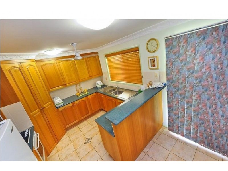 4 Lamb Avenue, Gracemere QLD 4702