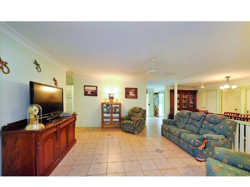 4 Lamb Avenue, Gracemere QLD 4702