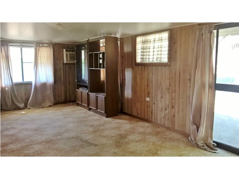 107 Morgan Street, Mount Morgan QLD 4714